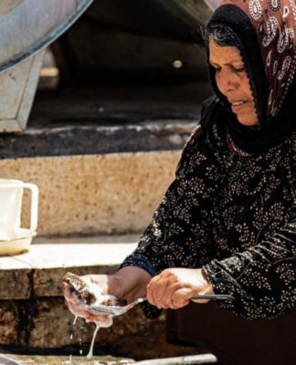 النظام السوري تحت ضغوط المانحين: مساعدات مرتبطة بالحل السياسي