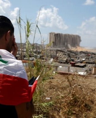 الصورة الكبيرة لانفجار مرفأ بيروت